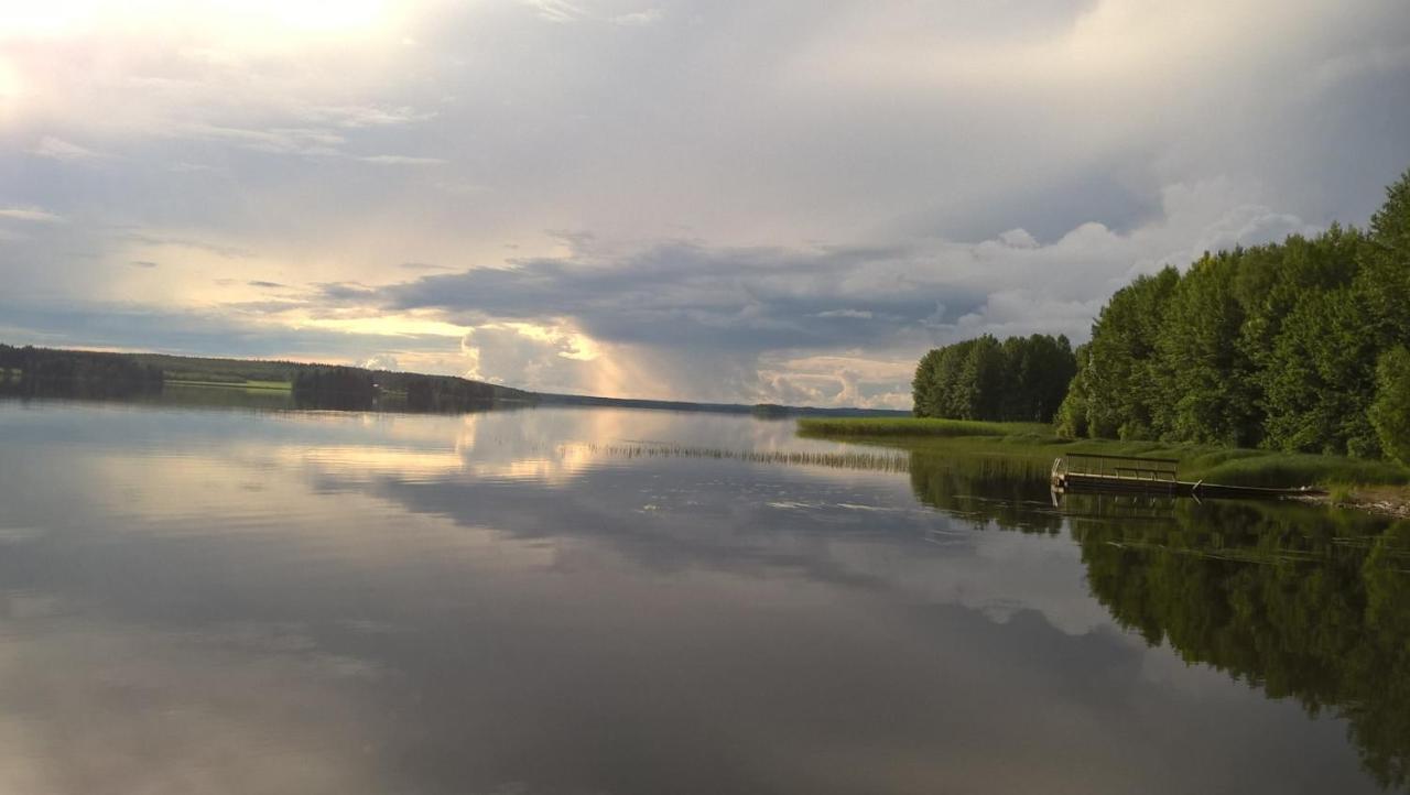 Guest House Haapaniemen Hirsikartano Idensalmi Eksteriør bilde